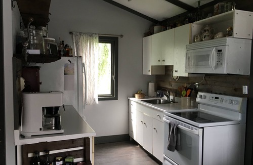 Hamilton Cottage | Little Blue Barn on Lake Erie