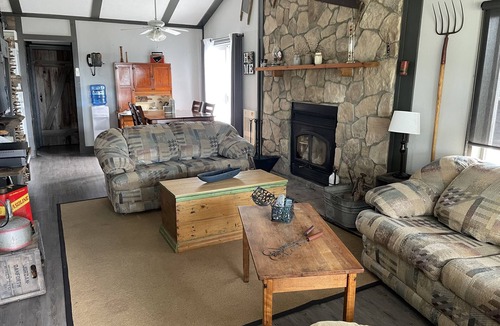 Hamilton Cottage | Little Blue Barn on Lake Erie