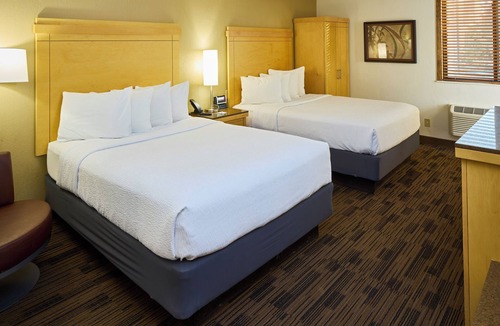 Burnsville Hotel | LivINN Hotel Minneapolis South/Burnsville