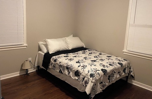 St. Paul House | Local Comfort in East St Paul. Very cute and comfortable.