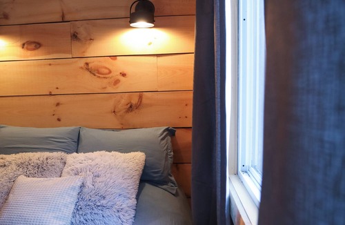 Addington Highlands Cabin | Located directly on the Skootamatta River with Private back lake