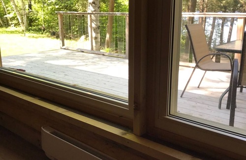 Madawaska Valley Cabin | Log Cabin on the Lake Close to Algonquin Park