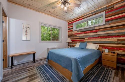 Cohasset House | Long Lake Lookout, Dog Friendly