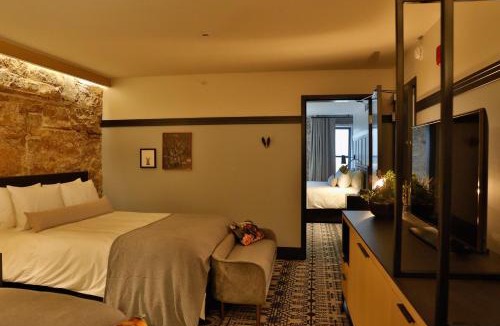 Stillwater Hotel | Lora