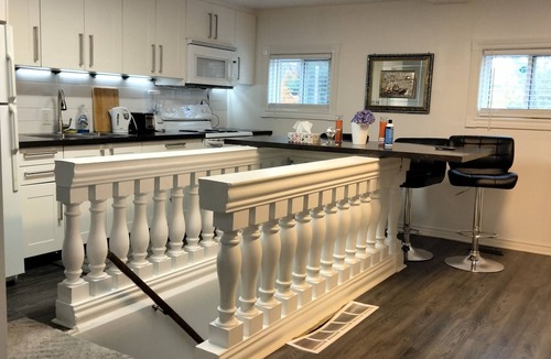 Waubaushene Apartment | Lovely 2-Bedroom Rental by Georgian Baynclose to national park, Tim Horton, LCBO