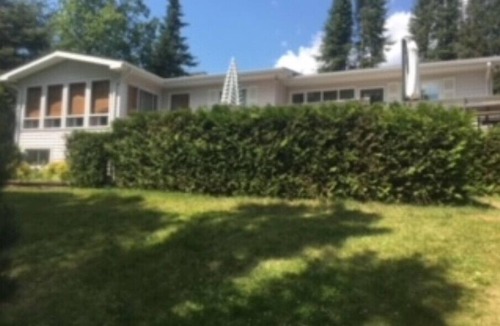 Shuniah House | Lovely Large Camp/Cottage Near Thunder Bayn