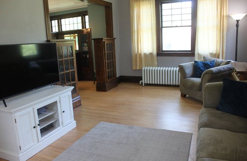 Duluth House | Lovely, Large Historic Home on St. Louis River