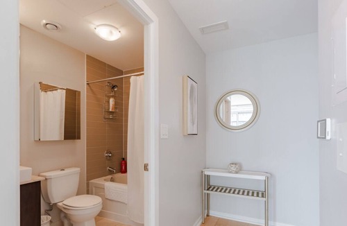 Financial District Apartment | Lovely one-bedroom condo in the heart of the city.