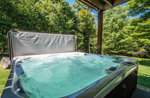 Mountainside House | Lucky 12