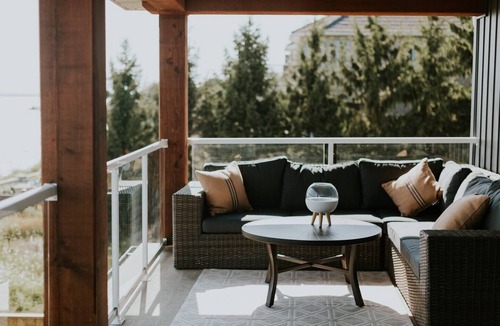 Port Dover Cottage | Lux Lake House on Private Beach + Peloton