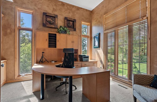 Lakeville House | Lux Retreat on 5 Wooded Acres-Pool/Hot Tub/Tiki Bar/Game Room- Great for Groups!