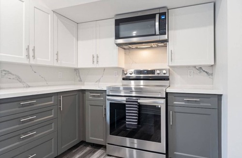 Port Dover Condo | Luxe Lodges on Lake Erie ~ Moonstone ~ Beach House