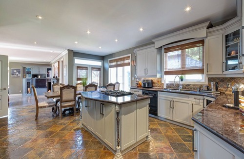 Bradford West Gwillimbury House | Luxury Mansion in Bradford