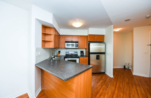 Downtown Mississauga Condo | Luxurious 2BR & 2BTH in Mississauga Downtown in Mississauga