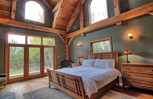 Mulmur Other | Luxurious 5 bdrm,4 bath farmhouse in Mulmur!4 Season Country Getaway!Swim & Ski!