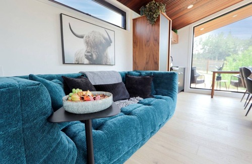 Central Alberta Cabin | Luxurious Cabin with Outdoor Jacuzzi Great for Couples in Alberta