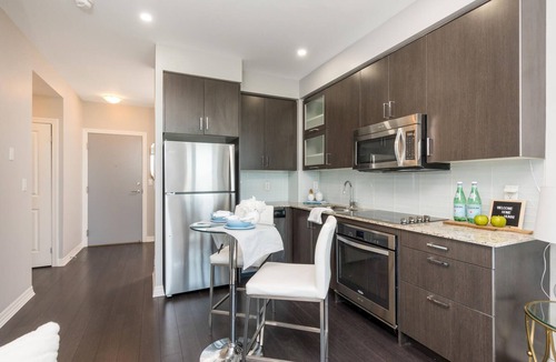 Toronto Condo | Luxurious condo close to Toronto Airport and casino