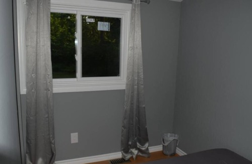 Hastings Cottage | Luxurious & Trendy Cottage on Trent River - 2 hours from Toronto