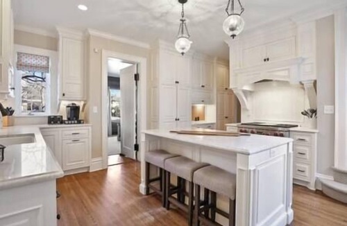 Calhoun Isles House | Luxury 6600 sq.ft Stunning Home/Sleeps 10+