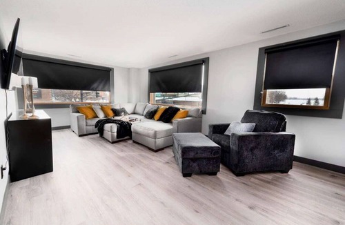 East Grand Forks Condo | Luxury Apartment in the heart of downtown EGF
