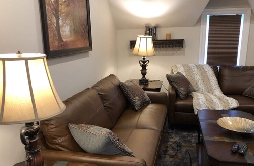 Stratford House | Luxury apartment Holiday Lets Unit 2 near Stratford Museum