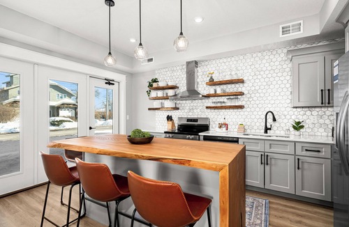 St. Louis County Condo | Luxury Condo w/Beach Access | Dragestil 717-1
