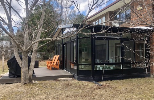 McNab/Braeside Apartment | Luxury cosy retreat in the village of White Lake