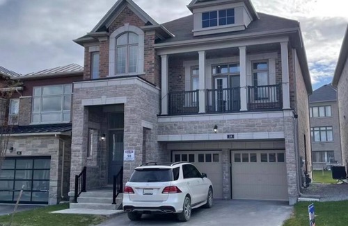 York Regional Municipality House | Luxury Detached whole House with Finished Basement 6 bedrooms with 4.5 bathrooms