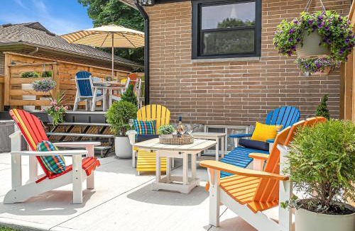 Burlington House | Luxury Family Home in Burlington