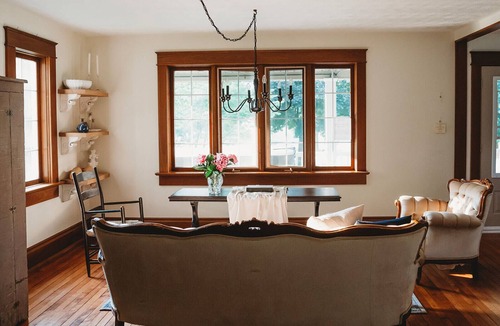 Waterford Other | Luxury Farmhouse with Hot Tub on Vineyard