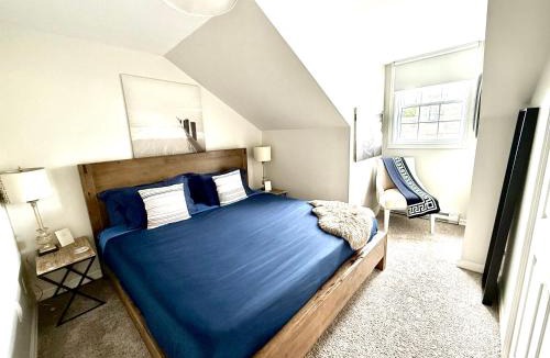 Perth Apartment | Luxury Heritage Escape with Spectacular Tay Basin View