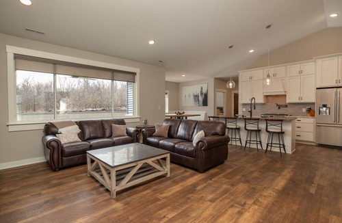 Rochester House | Luxury Home - Minutes from Downtown - 3 Bedroom/2 Bath