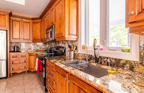 Carden House | Luxury Lake Home with Hot Tub and Pool