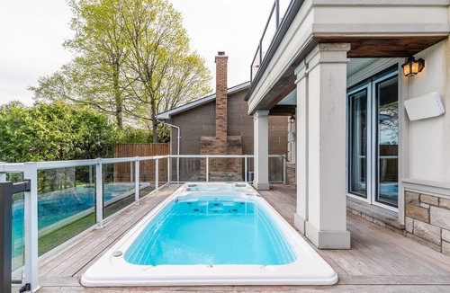 Innisfil Cottage | Luxury Lake Simcoe Waterfront Cottage