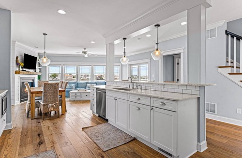 Ship Bottom House | Luxury LBI Waterfront Home With Dock. Perfect for Boat Owners!