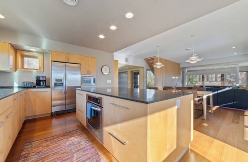 Duluth House | Luxury modern northern retreat designed by David Samela