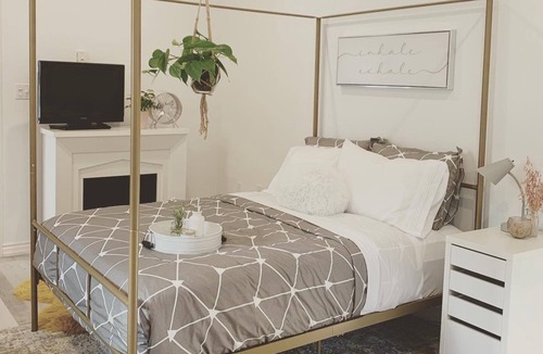 Norwich Apartment | Luxury stay in beautiful countryside of Southwestern Ontario