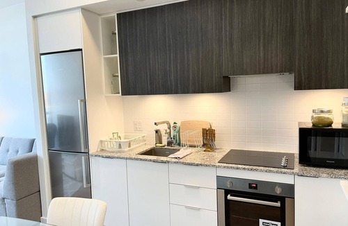 Old Town Condo | Luxury Two Bedroom Condo - Downtown Toronto