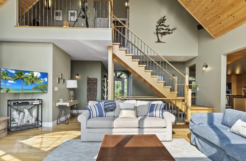 Pointe au Baril Villa | Luxury Villa overlooking Georgian Bay