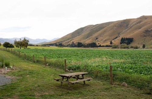 Mackenzie Country House | Mackenzie Pass Retreat by Tiny Away