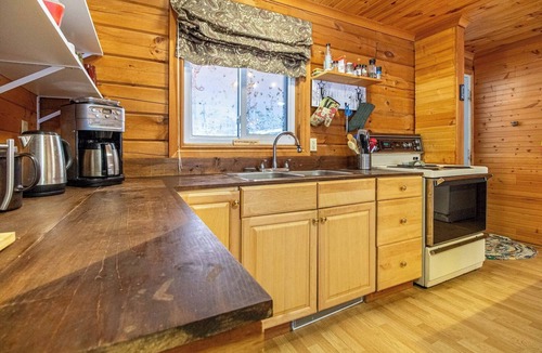 Greater Madawaska Cottage | Madawaska River Escape
