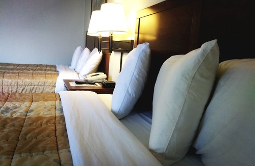 Madelia Hotel | Madelia Hotel & Suites