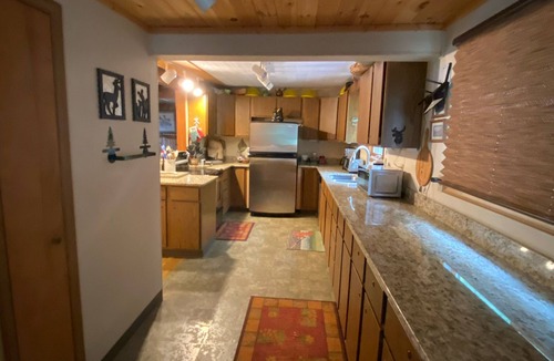 Cook Cabin | Main Cabin at Vintage Vermilion Resort