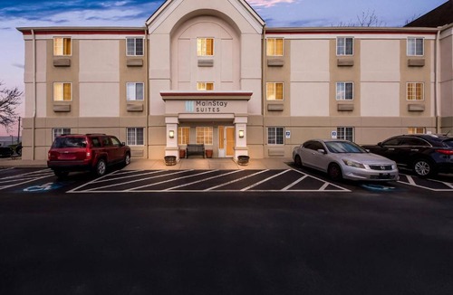 Blue Ash Hotel | MainStay Suites Cincinnati Blue Ash
