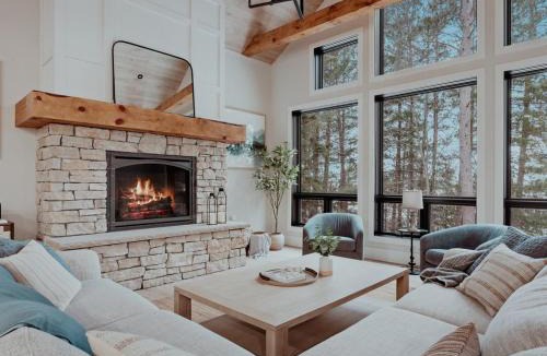 Crosslake House | Manhattan Point