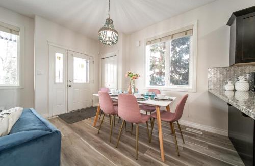 Northwest Edmonton House | Mediterranean Retreat - King Bed - Fireplace - Garage