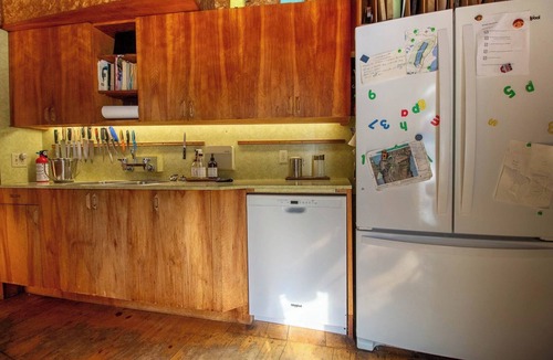 Central Frontenac Cottage | Meisel House - Four Bedroom Cottage, Sleeps 10