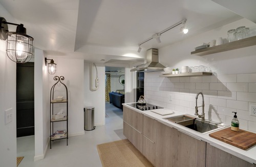 Lynnhurst House | Minneapolis Home w/Deck & Grill, 5 Mi to Dtwn!