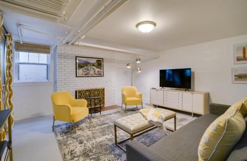 Lynnhurst House | Minneapolis Home with Deck and Grill, 5 Mi to Dtwn!