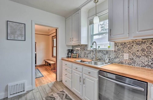Richfield House | Minneapolis Retreat - 3 Mi to Mall of America